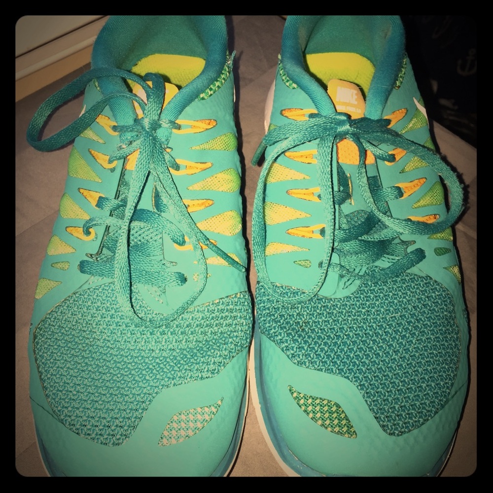 Nike Sneakers - Free 5.0